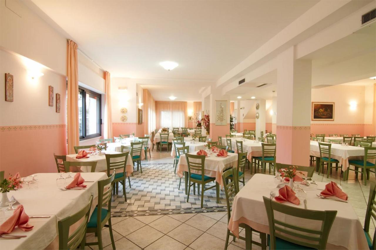 Hotel San Francesco San Giovanni Rotondo Exterior foto