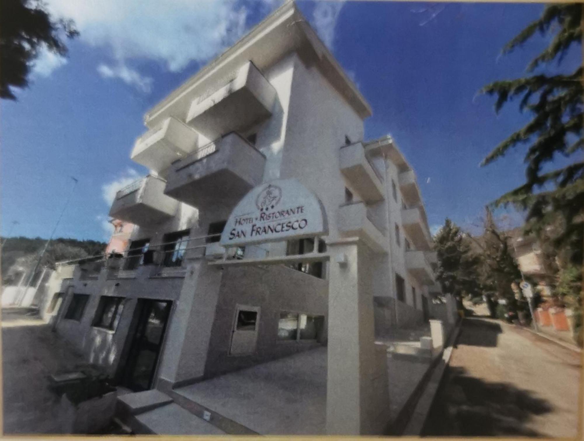 Hotel San Francesco San Giovanni Rotondo Exterior foto